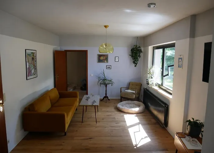 Pulsberg I Gesamtes Haus I Inklusive 1300qm Grundstueck *